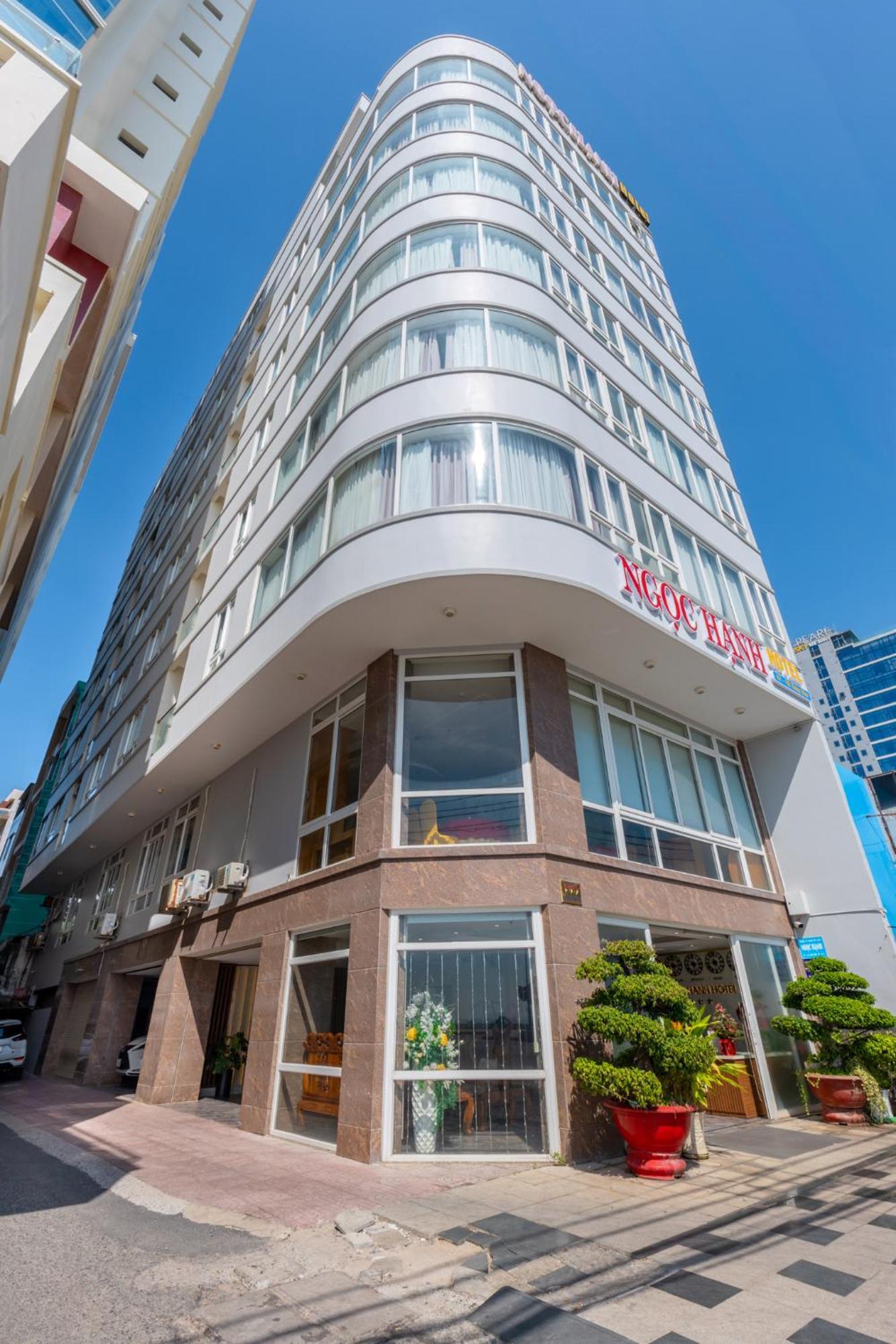 Ngoc Hanh Beach Hotel Вунгтау Экстерьер фото